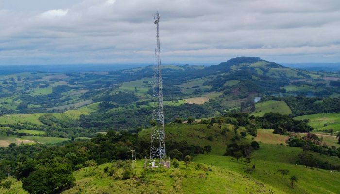  Expansão da internet no campo gera aumento de R$ 2 bilhões no PIB do Paraná